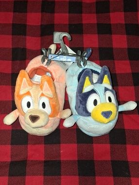 Kids Plush Bluey Slippers - Orange and Light Blue